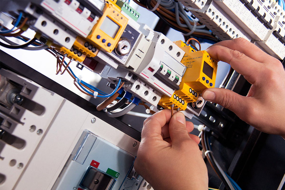 Commercial Electrical Services - TNT ELECTRICAL
